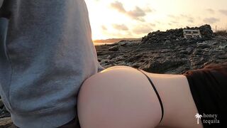 Hot college babe gets CREAMPIE ON FIRST TINDER DATE - risky public beach sex - Honey Tequila