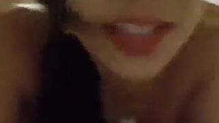 WhatsApp Video 2018-01-05 at 12.45.24