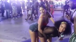 Best Grinding Dry humping plublic Twerk Ass Grab Thot