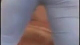 Slut in leggings on Periscope