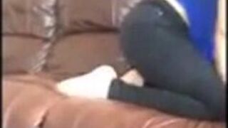 Slut in leggings on Periscope