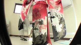 Subtitled Japanese kimono pee desperation failure in HD