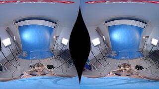 Pussy Photoshoot in VR